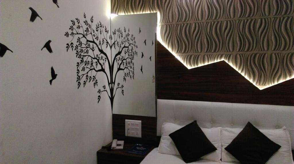 Hotel Palace Residency Мумбаї Екстер'єр фото