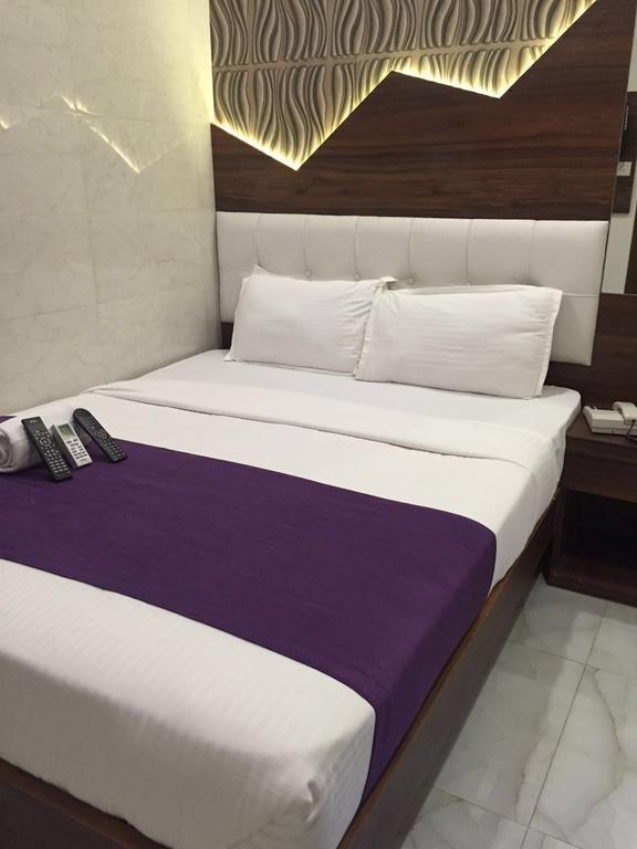 Hotel Palace Residency Мумбаї Екстер'єр фото